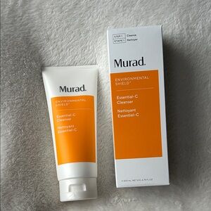 Murad Environmental Shield Essential-C Cleanser - White and Orange